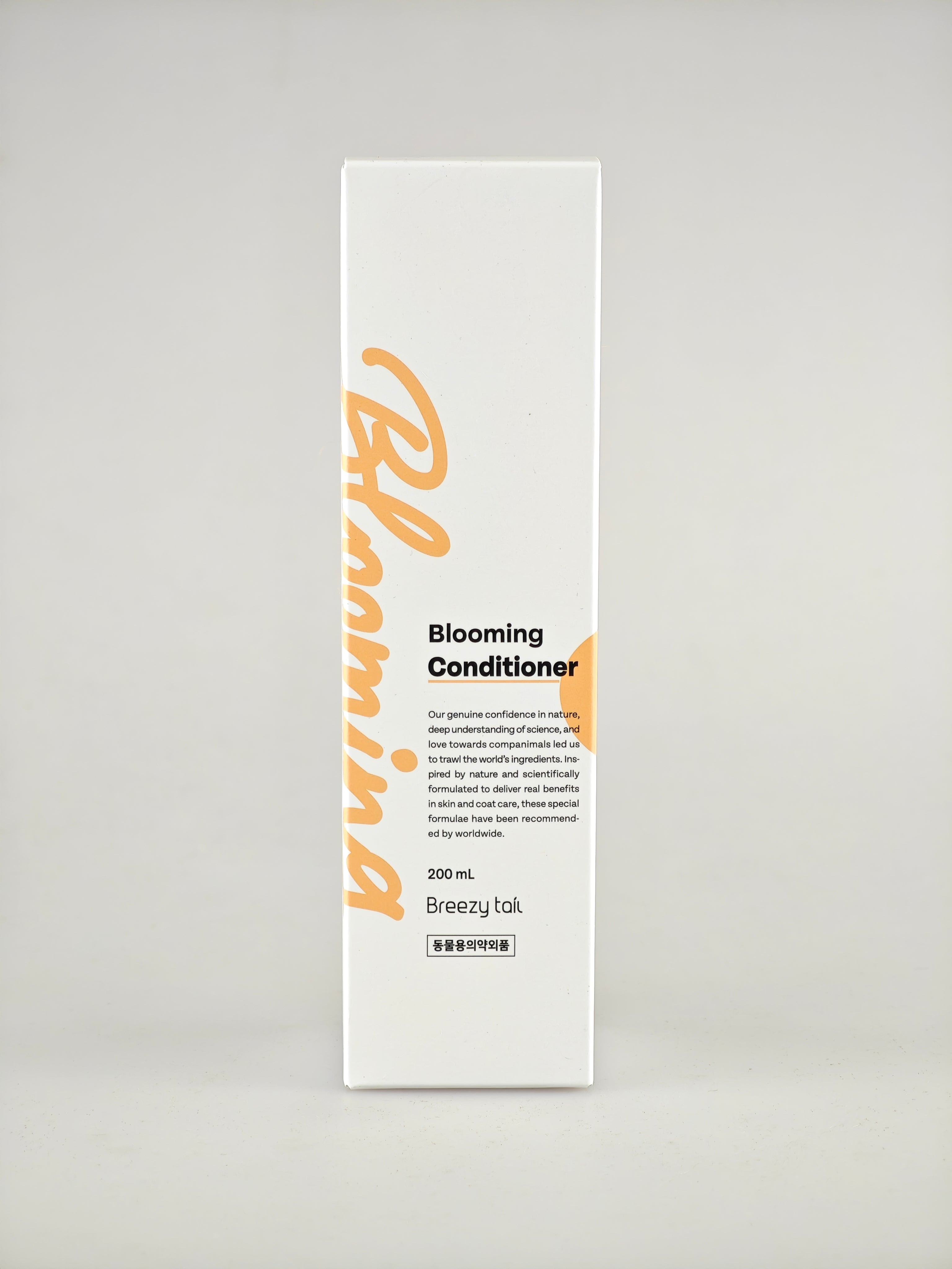 Breezy Tail Blooming Conditioner (200ml) – Premium Natural Leave-In Moisture for a Flawless, Silky Coat